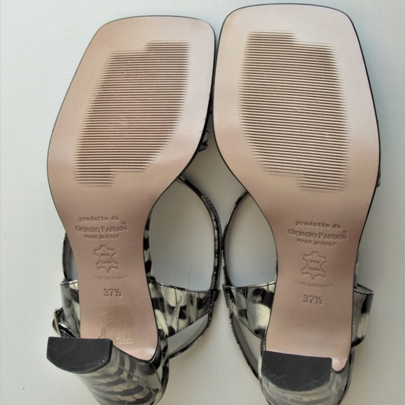 Giorgio Fabiani Black/Silver Patent Leather sandal - Picture 8 of 8